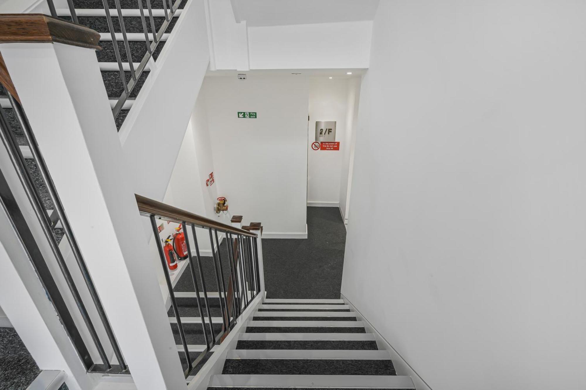 Studio 64 London Exterior photo
