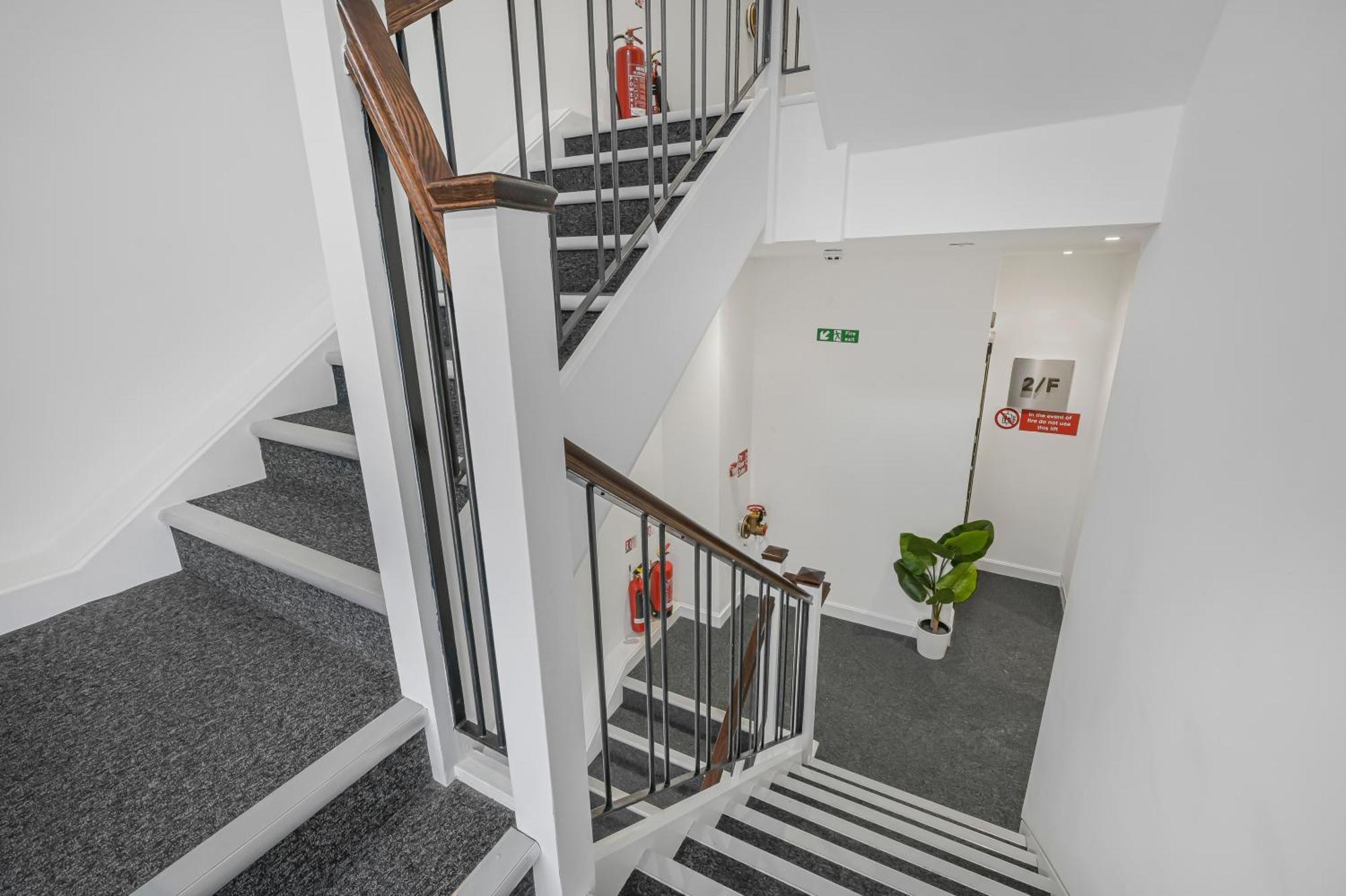 Studio 64 London Exterior photo